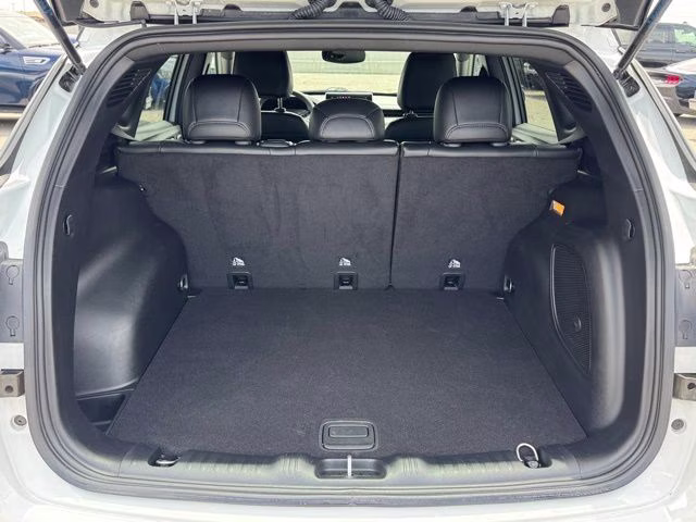2023 Bright White Clearcoat Jeep Compass Trailhawk 4X4 SUV
