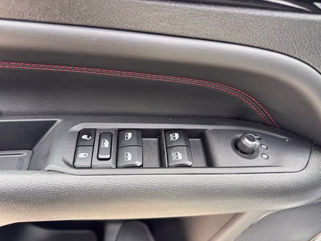 2023 Bright White Clearcoat Jeep Compass Trailhawk 4X4 SUV
