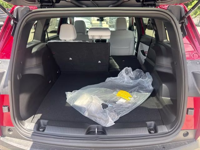 2026 Red Hot Pearlcoat Jeep Cherokee Laredo 4X4 SUV