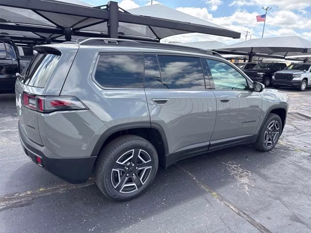 2026 Sting-Gray Clearcoat Jeep Cherokee Laredo 4X4 SUV