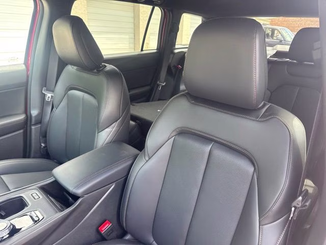 2026 Red Hot Pearlcoat Jeep Cherokee Limited 4X4 SUV