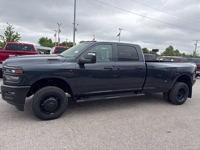 2026 Blue Ram 3500 Tradesman 4X4 Truck