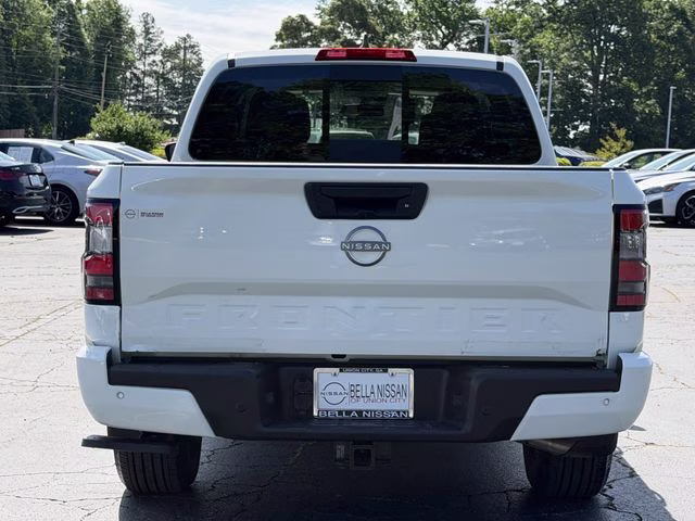 2025 Glacier White Nissan Frontier SV RWD Truck
