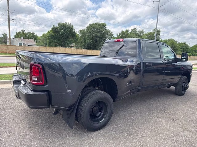 2026 Blue Ram 3500 Tradesman 4X4 Truck