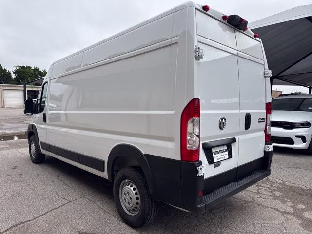 2026 Bright White Clearcoat Ram ProMaster 2500 High Roof FWD Van