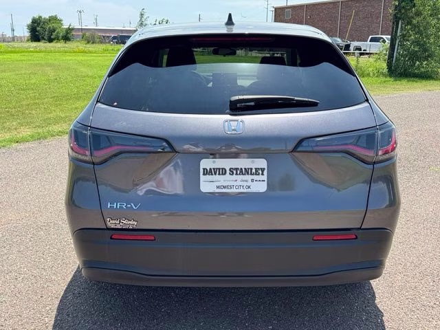 2026 Urban Gray Pearl Honda HR-V LX AWD SUV