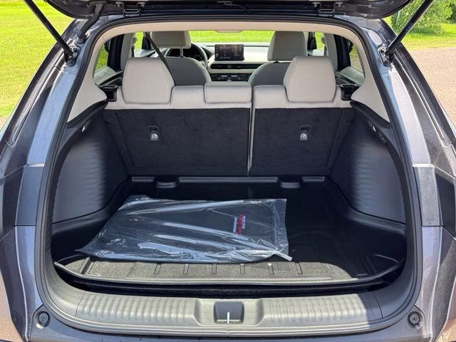 2026 Urban Gray Pearl Honda HR-V LX AWD SUV