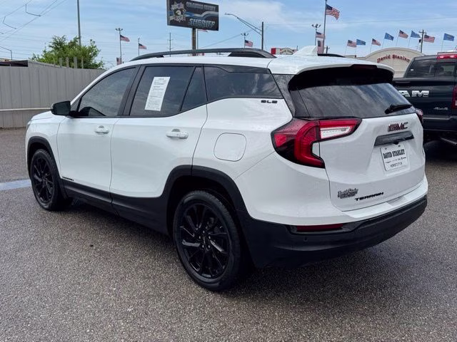 2024 Summit White GMC Terrain SLE FWD SUV