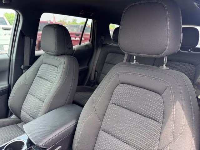 2025 Black Metallic Chevrolet Equinox LT FWD SUV