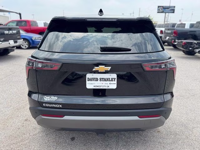 2025 Black Metallic Chevrolet Equinox LT FWD SUV