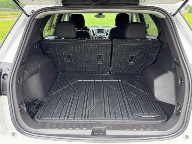 2024 Summit White Chevrolet Equinox LT AWD SUV