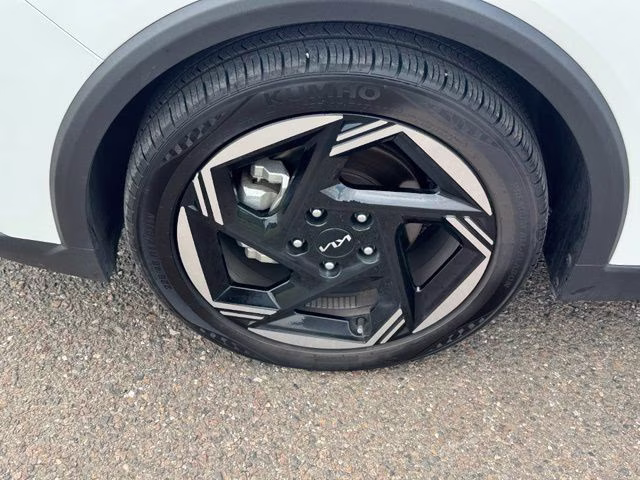 2025 Snow White Pearl Kia K4 EX FWD Sedan