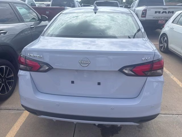 2024 Gray Sky Pearl Nissan Versa 1.6 SV FWD Sedan