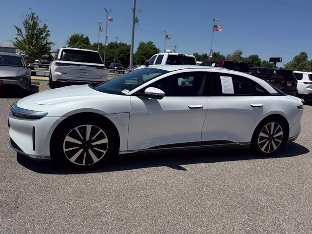 2024 Stellar White Metallic Lucid Air Pure RWD Sedan