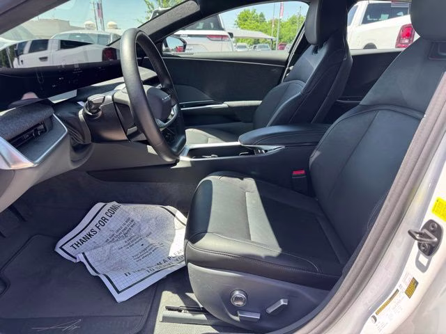 2024 Stellar White Metallic Lucid Air Pure RWD Sedan