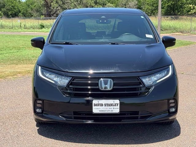 2023 Crystal Black Pearl Honda Odyssey Sport FWD Van