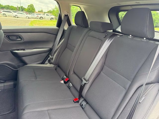 2024 Brilliant Silver Metallic Nissan Rogue S AWD SUV