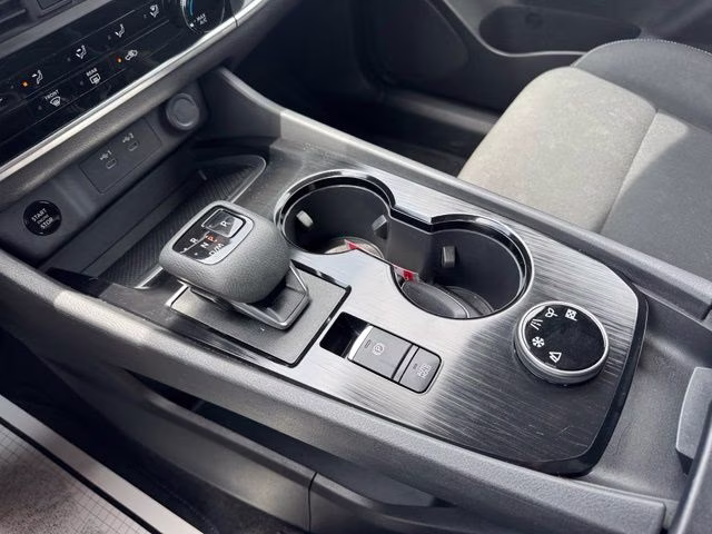 2024 Brilliant Silver Metallic Nissan Rogue S AWD SUV