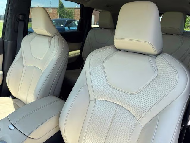2023 Mineral Black INFINITI QX60 LUXE AWD SUV