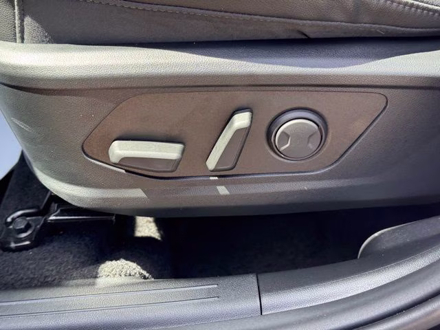 2026 Phantom Black Hyundai Tucson SEL Premium AWD SUV