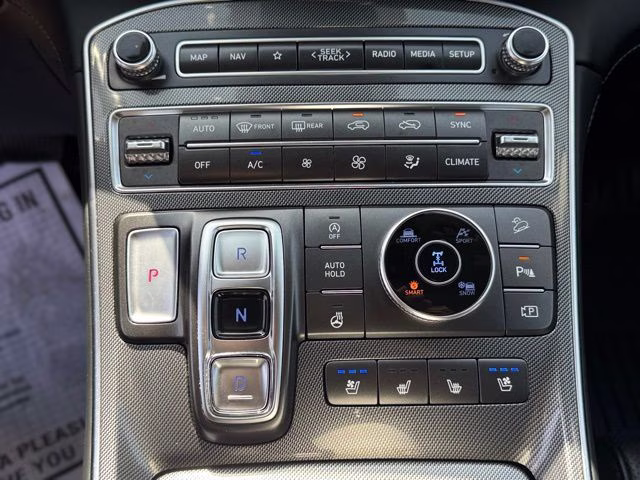 2023 White Pearl Hyundai Santa Fe Limited AWD SUV