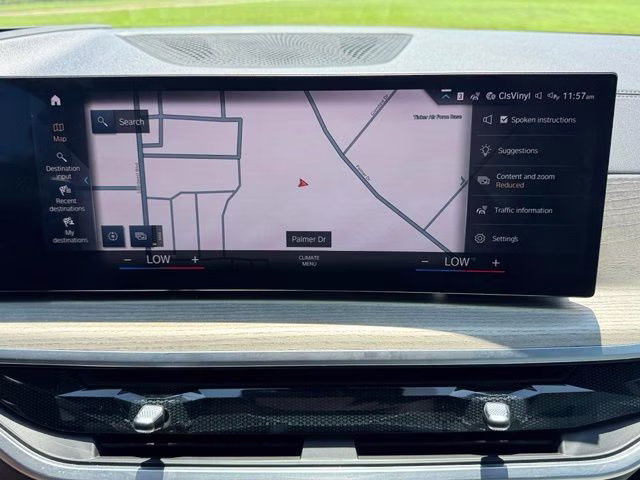 2023 White Metallic BMW X7 xDrive40i AWD SUV