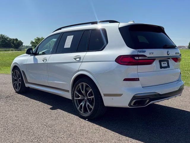 2021 White Metallic BMW X7 M50i AWD SUV