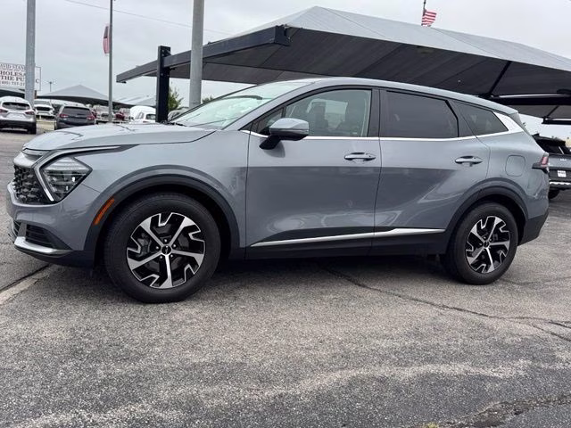 2025 Everlasting Silver Kia Sportage EX FWD SUV