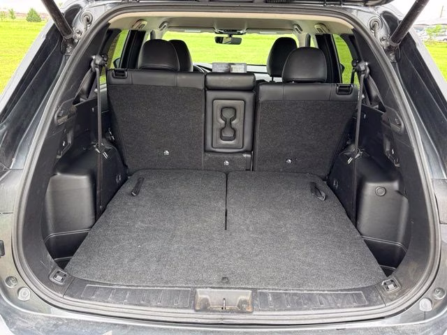 2025 Graphite Gray Metallic/Black Roof Mitsubishi Outlander SE FWD SUV