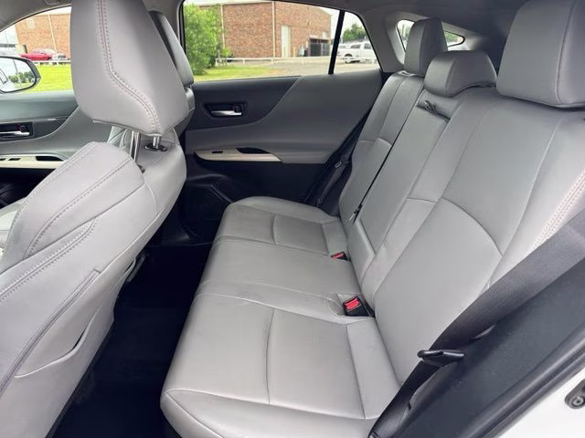 2023 Wind Chill Pearl Toyota Venza XLE AWD SUV