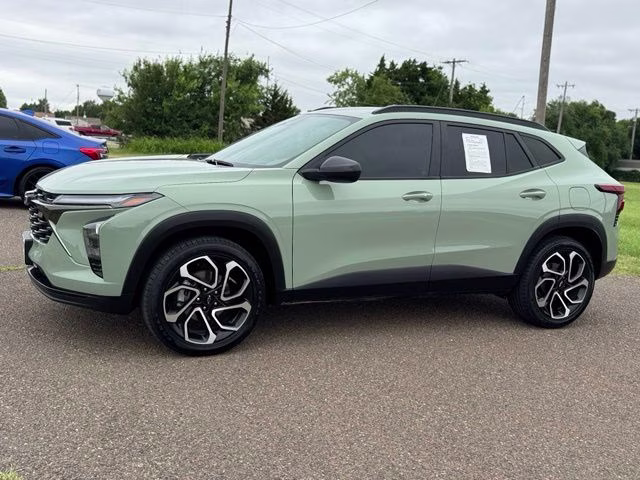 2024 Cacti Green Chevrolet Trax 2RS FWD SUV