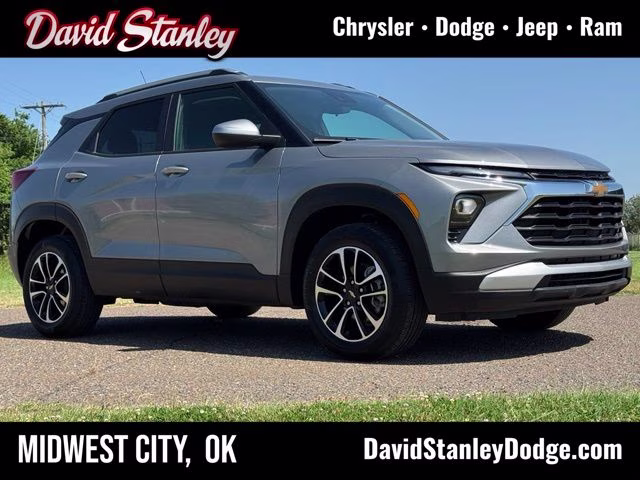 2025 Sterling Gray Metallic Chevrolet Trailblazer LT AWD SUV