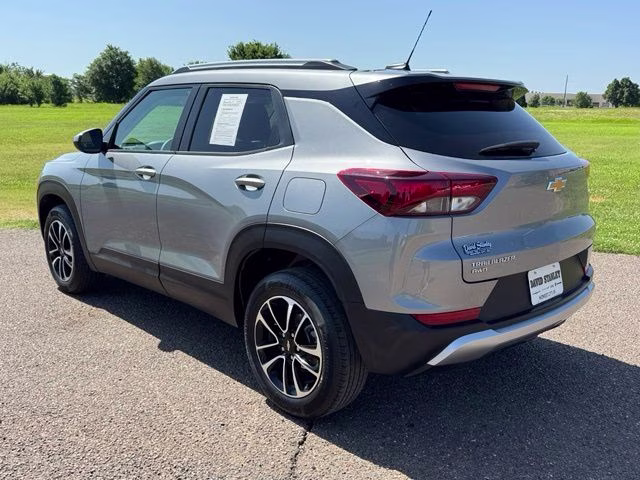 2025 Sterling Gray Metallic Chevrolet Trailblazer LT AWD SUV