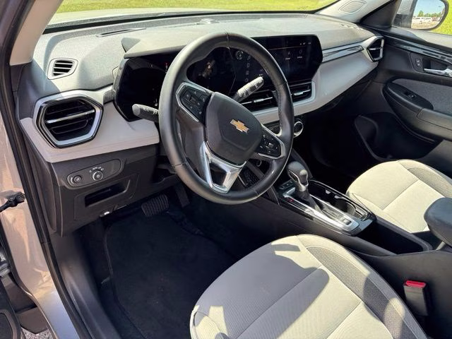 2024 Sterling Gray Metallic Chevrolet Trailblazer LT AWD SUV