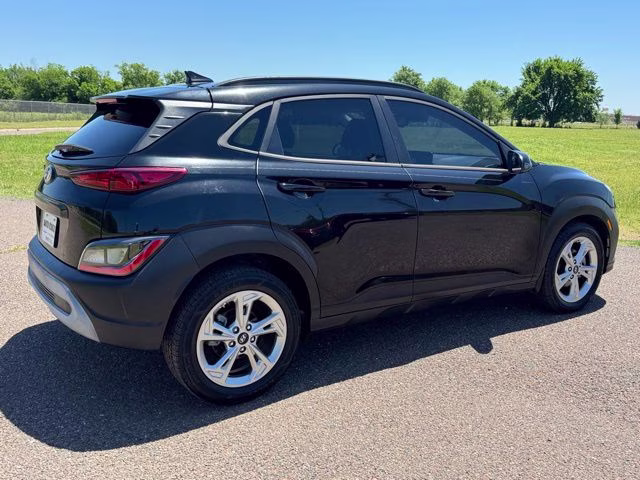 2022 Ultra Black Hyundai Kona SEL FWD SUV