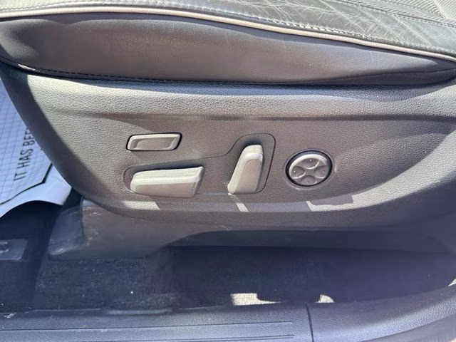 2022 Hyper White Hyundai Palisade Calligraphy AWD SUV