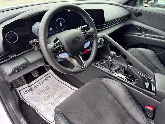 2025 Atlas White Hyundai Elantra N Base FWD Sedan