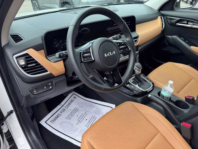 2026 Snow White Pearl Kia Seltos EX AWD SUV
