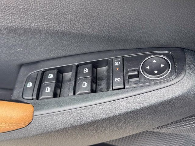 2026 Snow White Pearl Kia Seltos EX AWD SUV