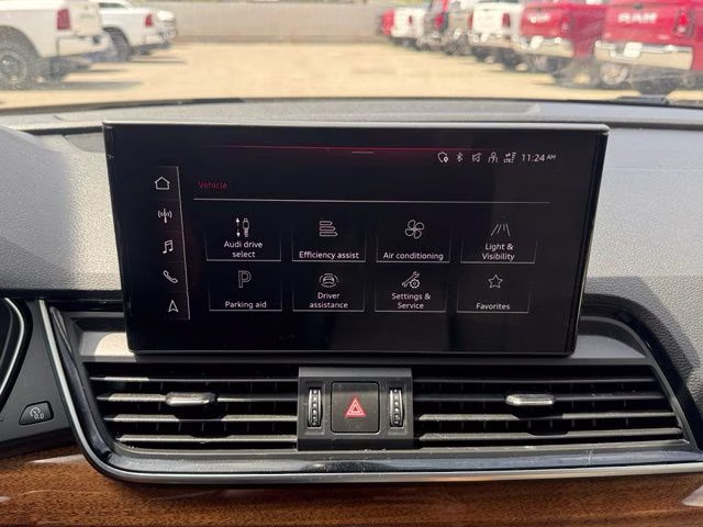 2022 Glacier White Metallic Audi Q5 45 S line Premium AWD SUV