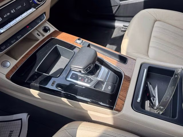 2022 Glacier White Metallic Audi Q5 45 S line Premium AWD SUV