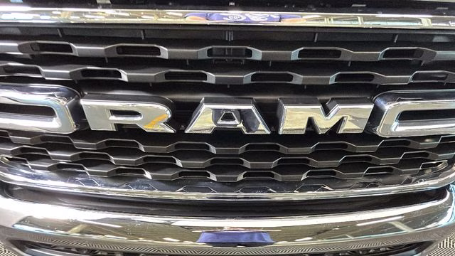 2024 Patriot Blue Pearlcoat Ram 1500 Big Horn/Lone Star 4X4 Truck