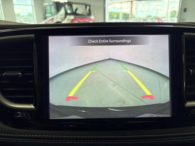 2024 Diamond Black Crystal Pearlcoat Chrysler Pacifica Hybrid Select FWD Van