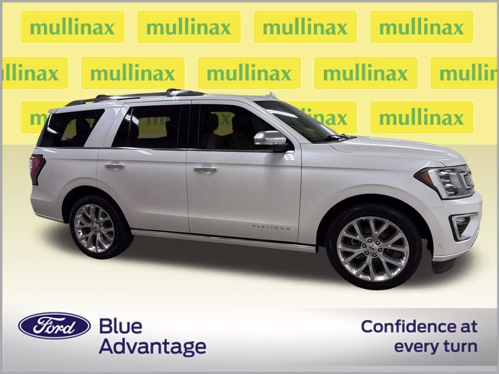 2019 White Platinum Clearcoat Metallic Ford Expedition Platinum RWD SUV