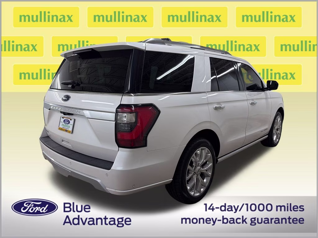 2019 White Platinum Clearcoat Metallic Ford Expedition Platinum RWD SUV