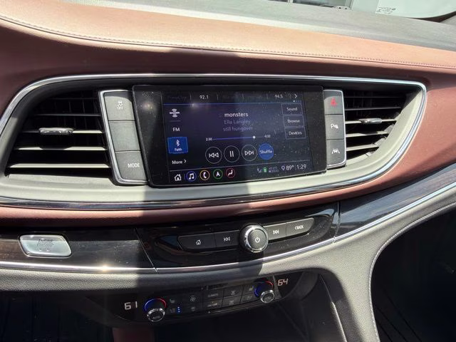 2020 White Frost Tricoat Buick Enclave Avenir FWD SUV