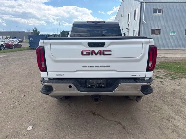 2020 White GMC Sierra 2500HD SLT 4X4 Truck