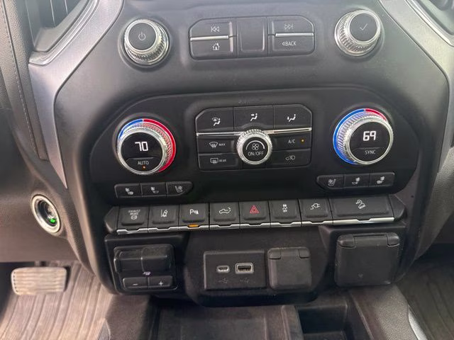 2020 White GMC Sierra 2500HD SLT 4X4 Truck