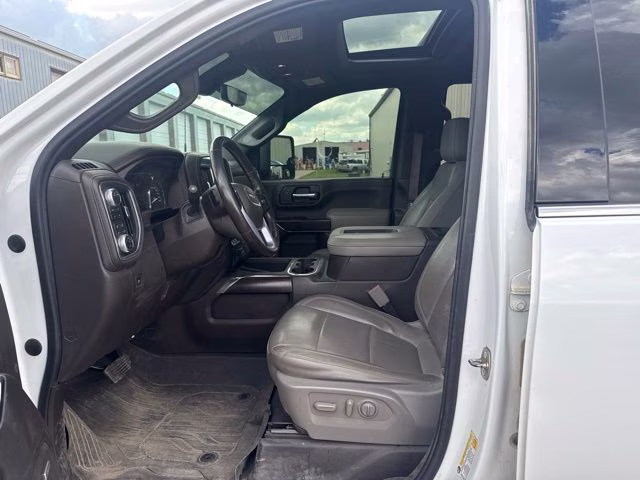 2020 White GMC Sierra 2500HD SLT 4X4 Truck