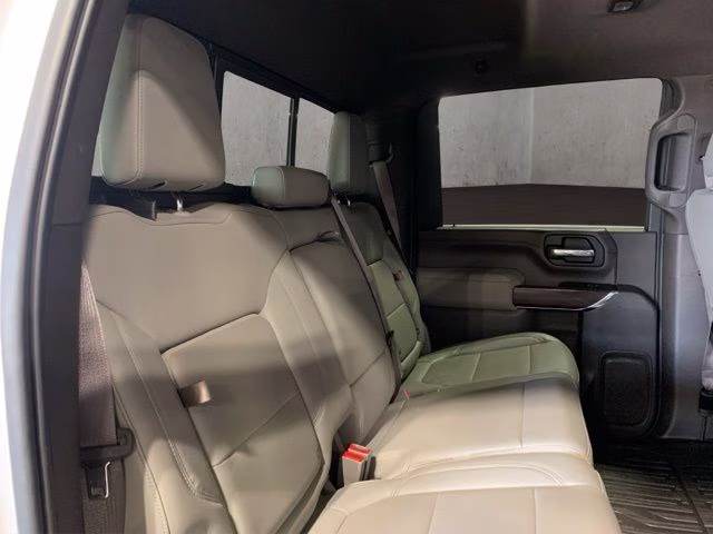 2020 White GMC Sierra 2500HD SLT 4X4 Truck